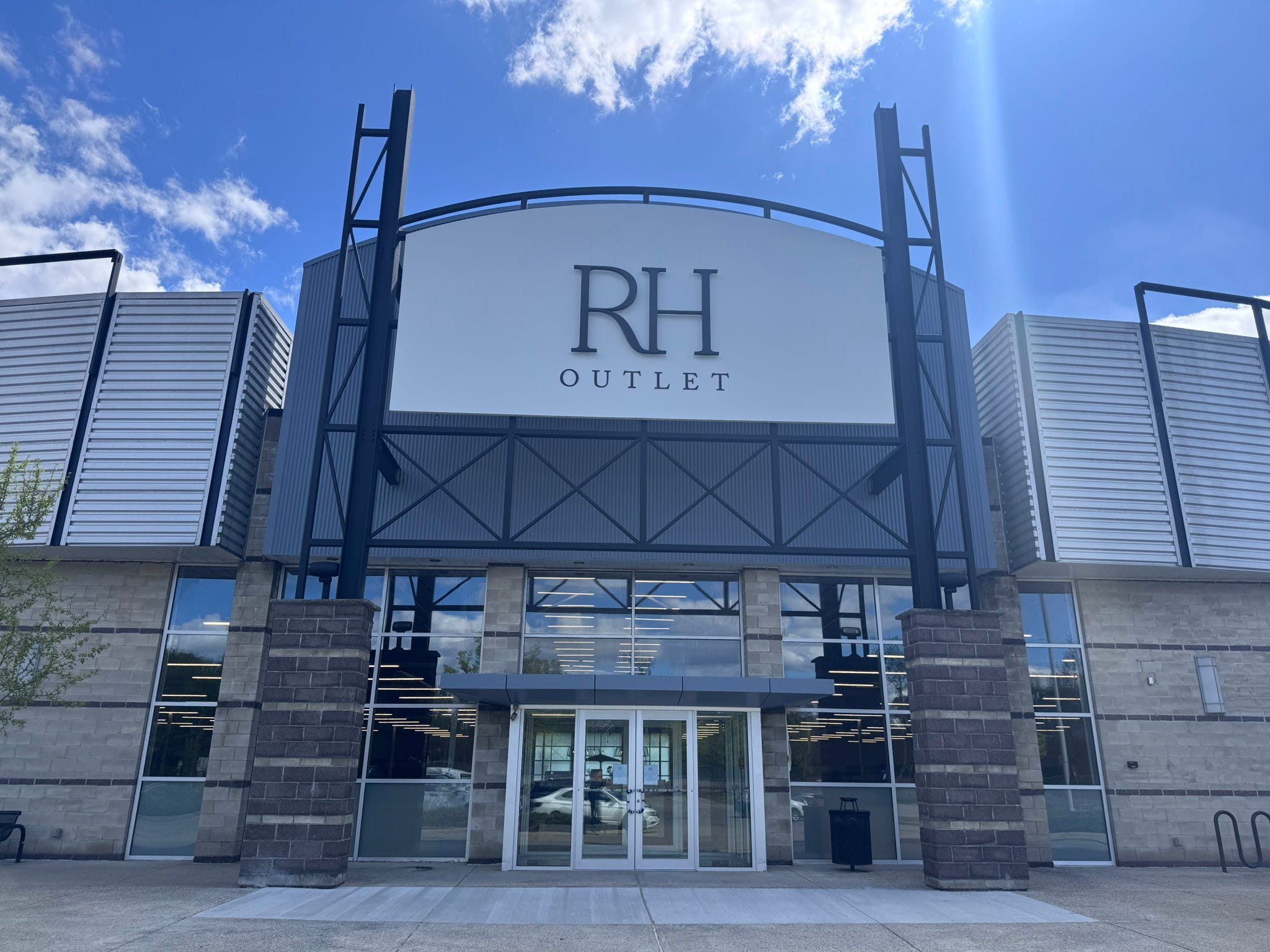 Restoration Hardware Outlet Minneapolis