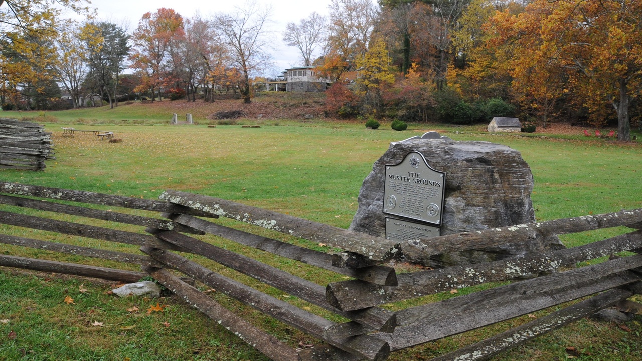Why does a Virginia town of 8,000 people pull in 140,000 visitors a ...