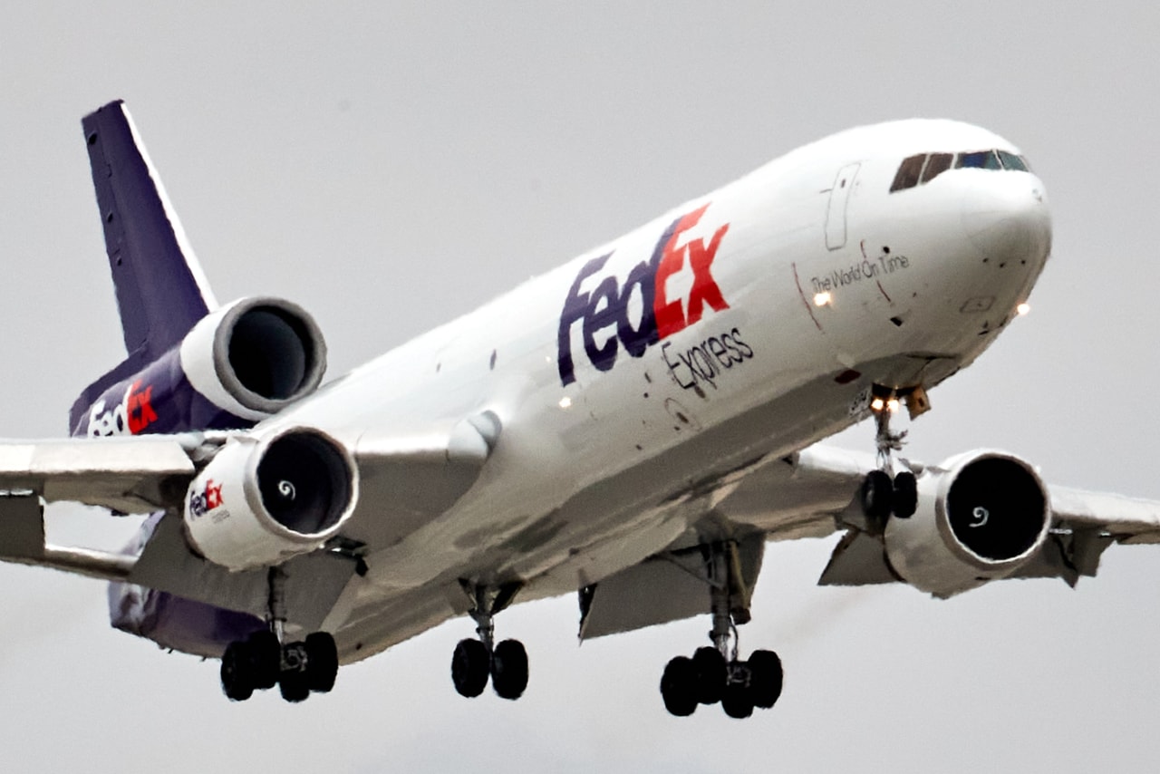 FedEx plans to return grounded MD-11s to service in May