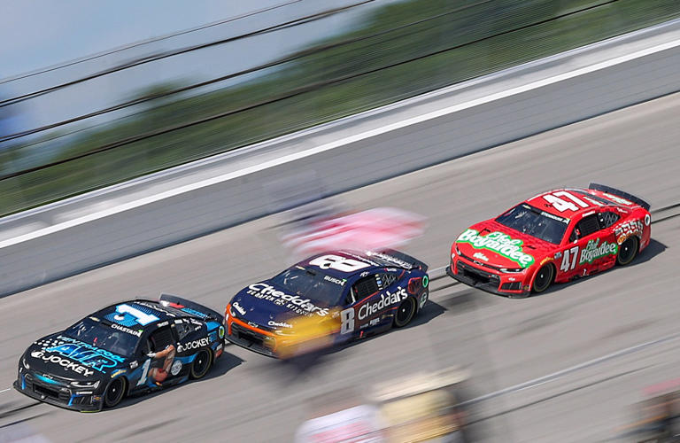 RCR makes another crew chief change for Kyle Busch, effective immediately