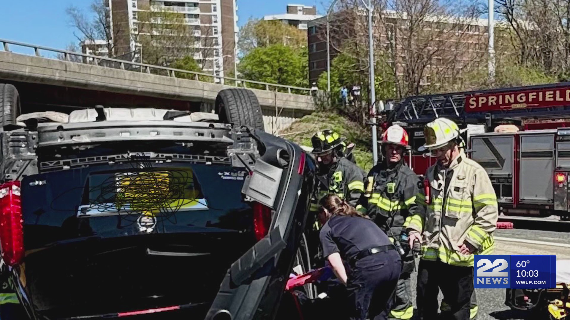 Driver hospitalized after rollover crash on I-291 in Springfield