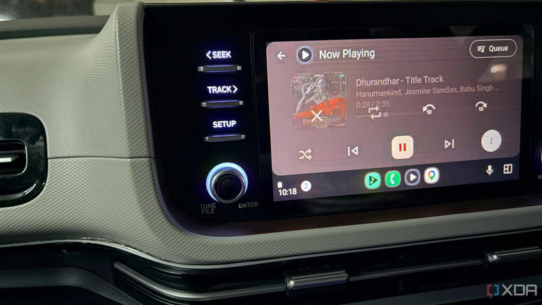 I finally found the best local music player for Android Auto after ...