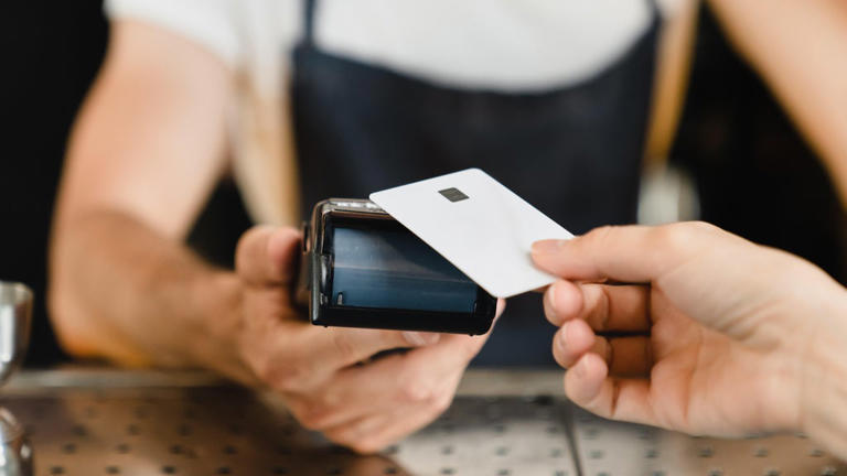 Colorado lawmakers could eliminate credit card fees for restaurants ...