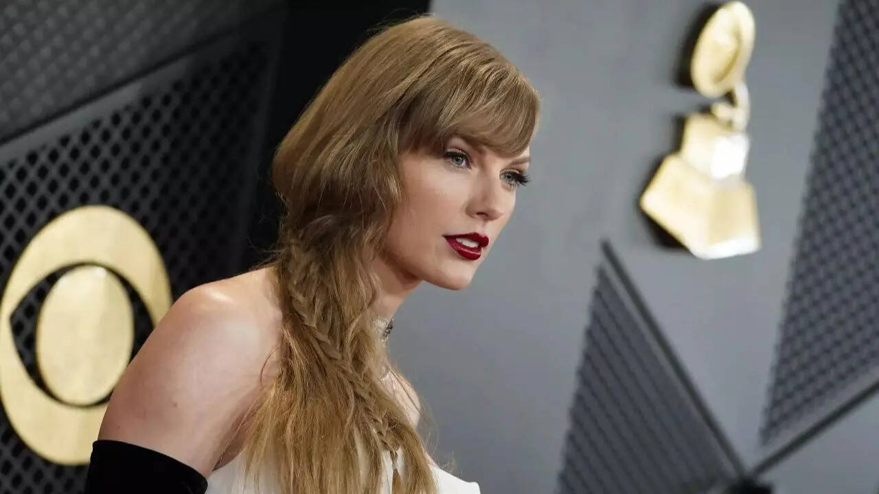 Taylor Swift Files Trademarks For Voice Image To Counter AI Deepfakes 