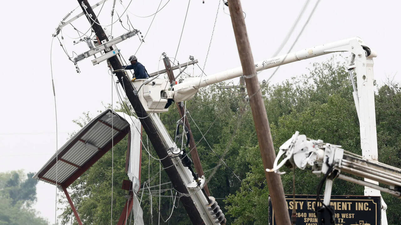 Severe storms impact the Midwest, causing flooding and casualties