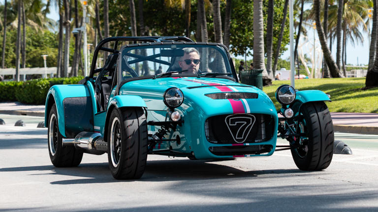 Caterham has built a special limited edition Seven R for the Miami ...