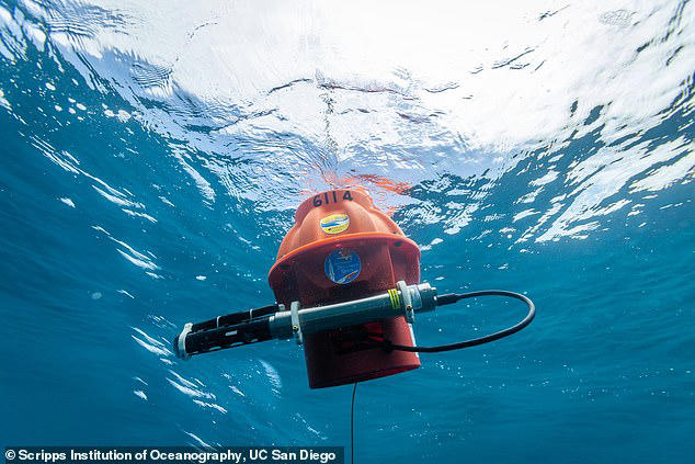 Antarctica is melting from below: Deep-ocean heat is marching closer to ...