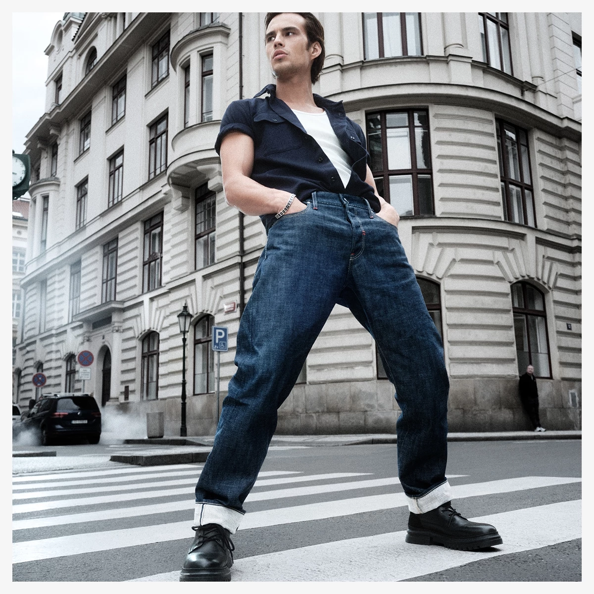 Modern classics | Πώς η G-Star επανασυστήνει το denim στη γκαρνταρόμπα μας;