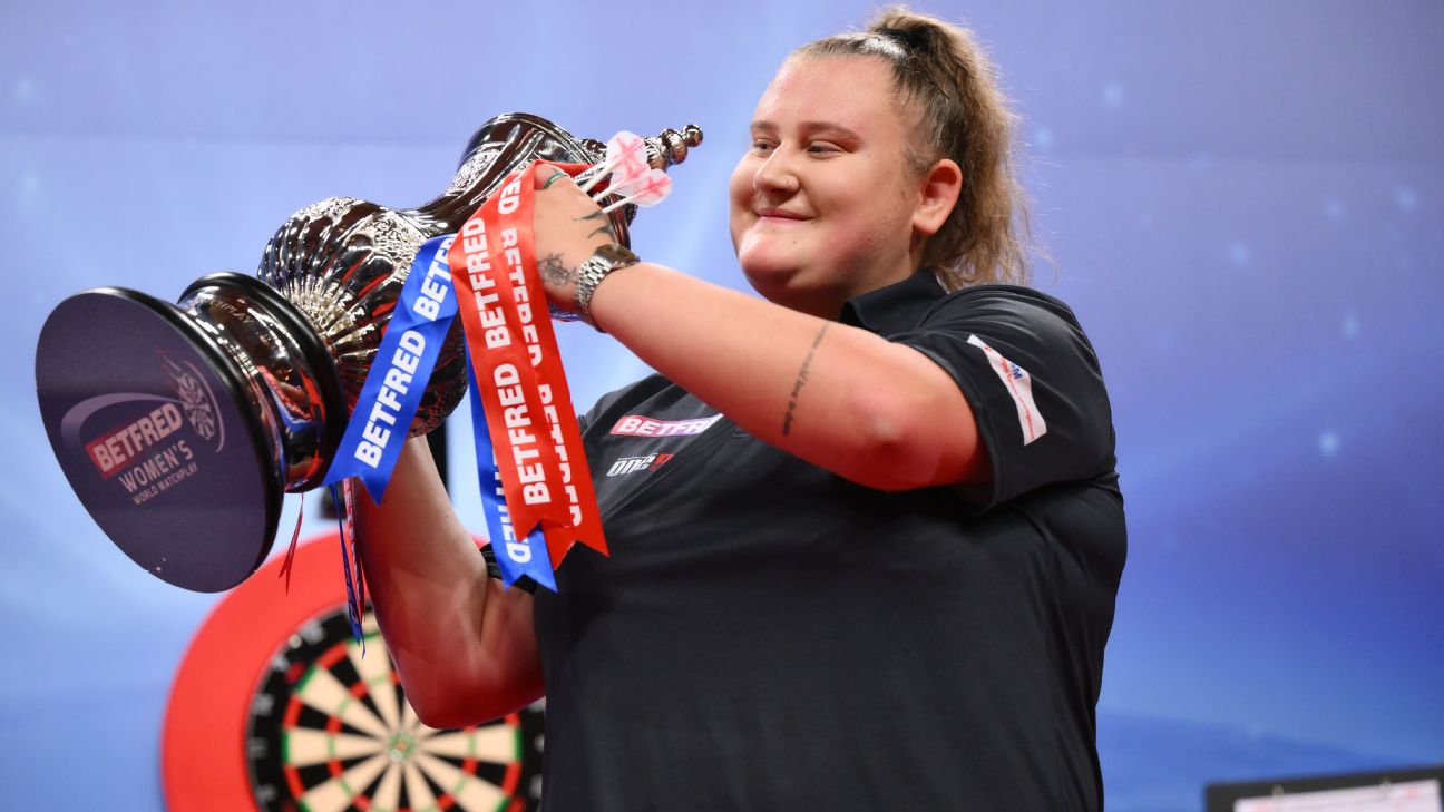 Who is Beau Greaves? Darts titles, prize money, career history