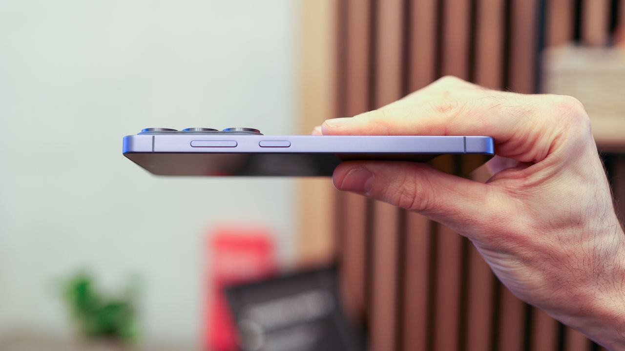 Best camera phone awarded for ultra-high 200MP resolution images – it ...