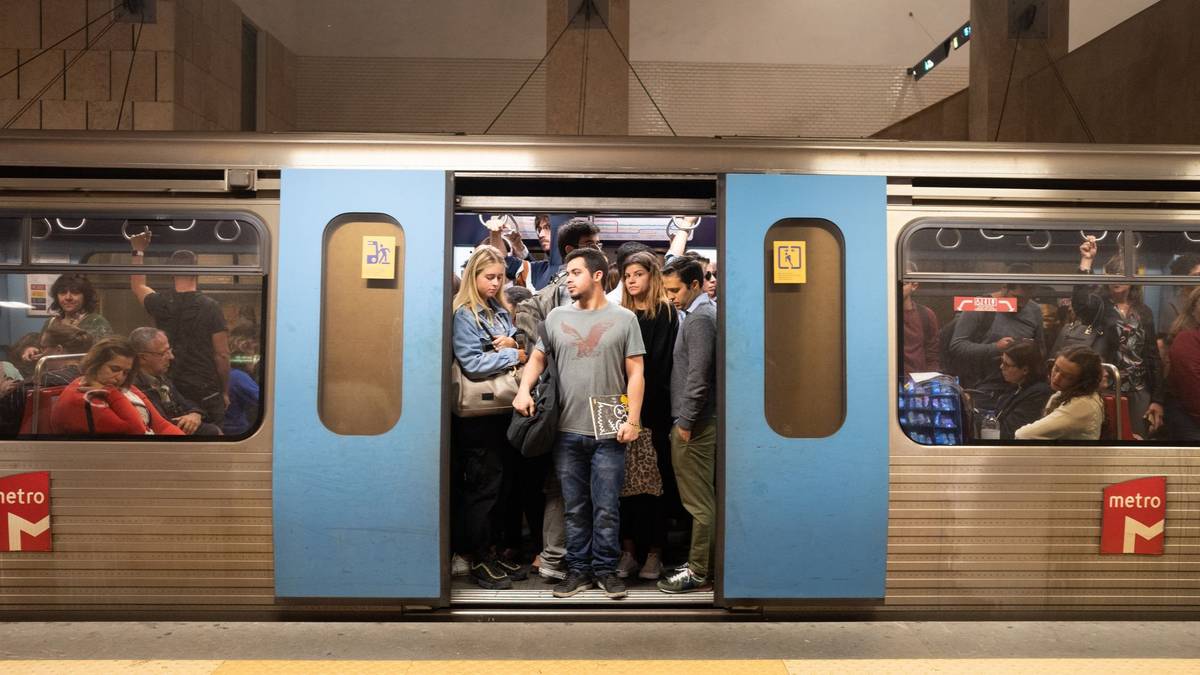 Atenção a quem anda no Metro de Lisboa: três estações vão estar ...