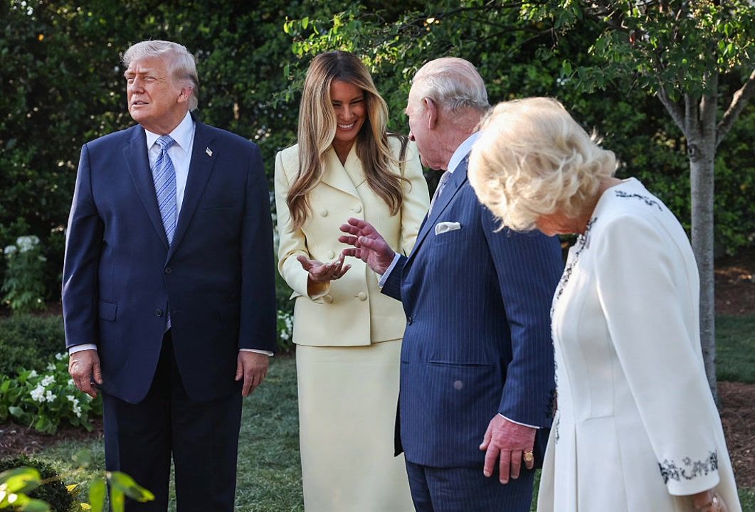 King Charles stands up to Trump's aggressive handshake in White House ...