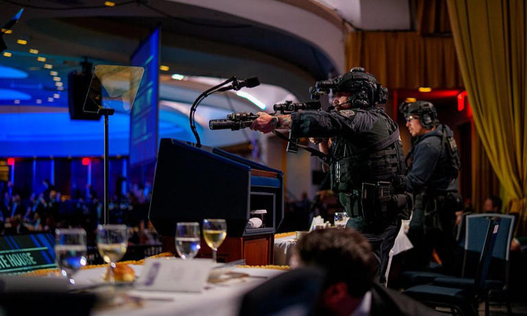 Your morning: Assassination plot prompts Secret Service questions
