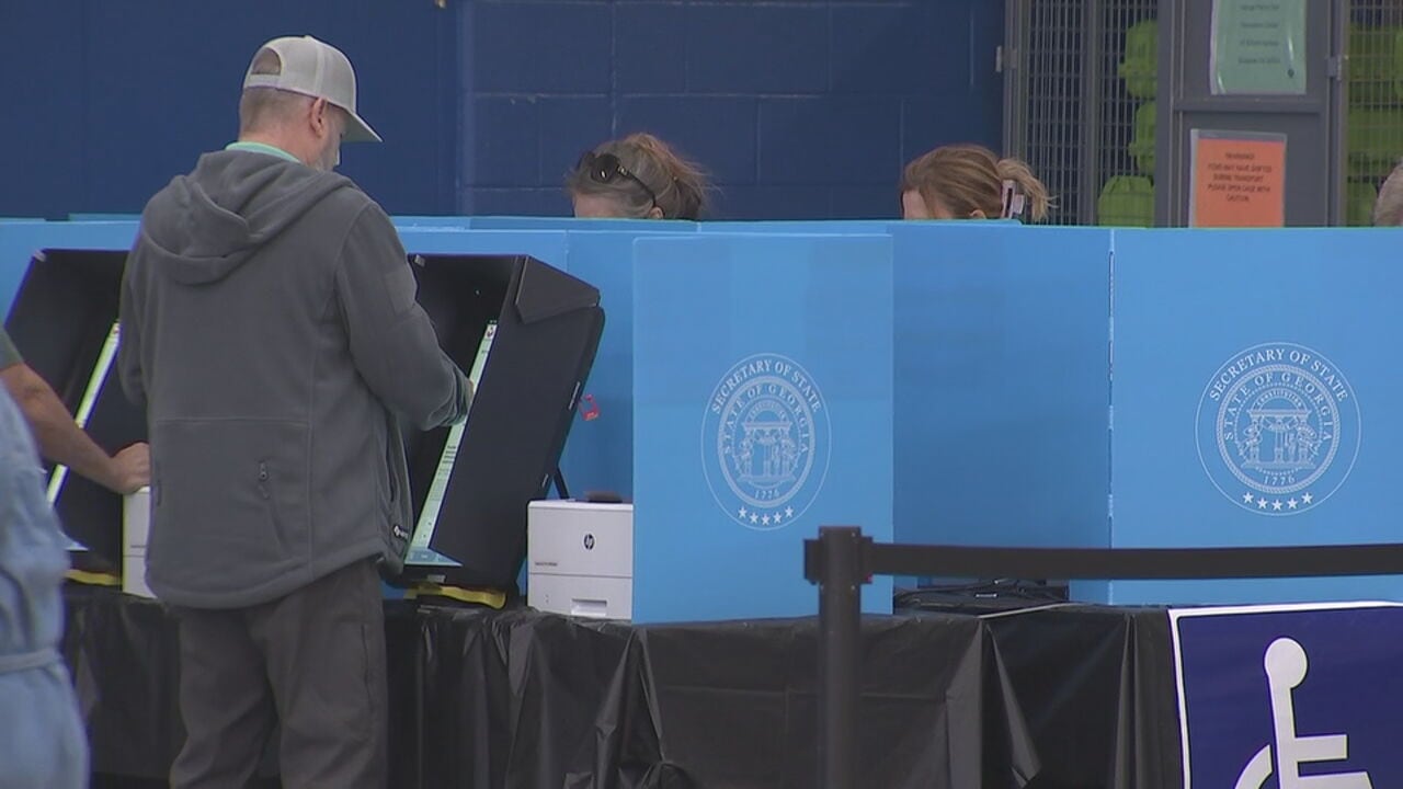 Here’s how many Georgia voters showed up for first day of early voting