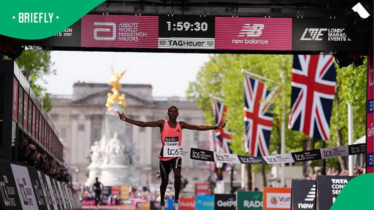 Kenyan athlete breaks marathon record and secures massive prize haul in ...