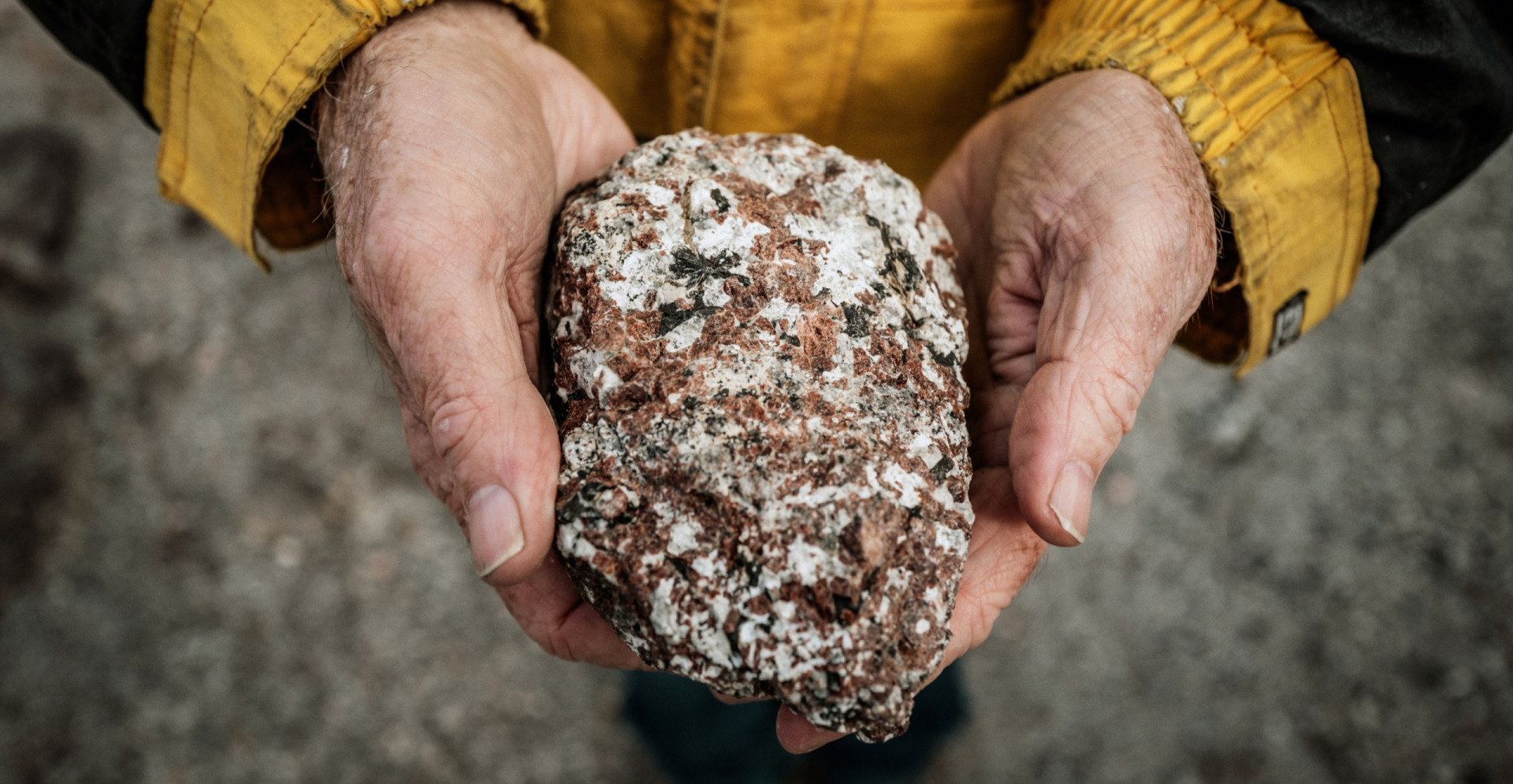 Countries with the largest reserves of rare earth minerals