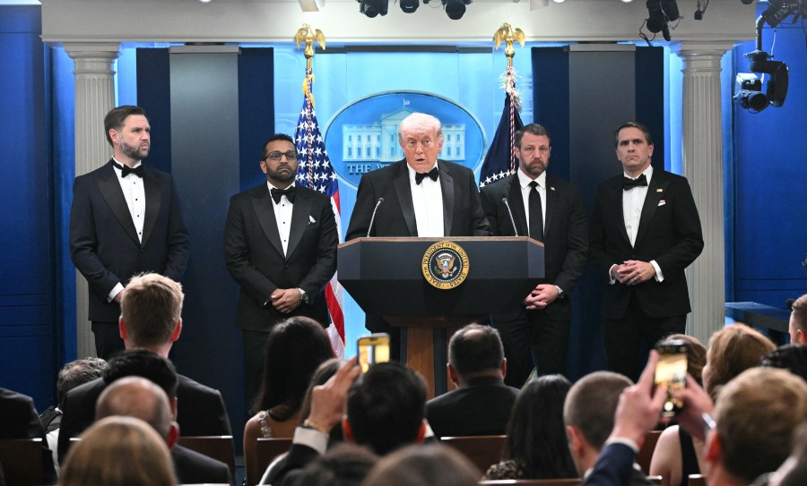 Your morning: Assassination plot prompts Secret Service questions