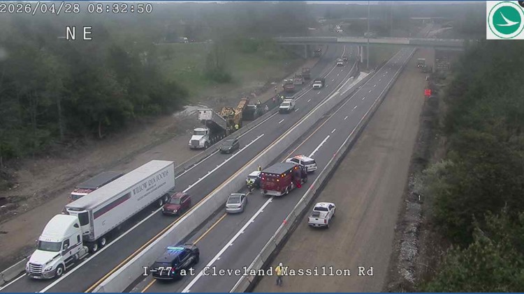 Crash closes all lanes on I-77 North in construction zone near Ghent ...