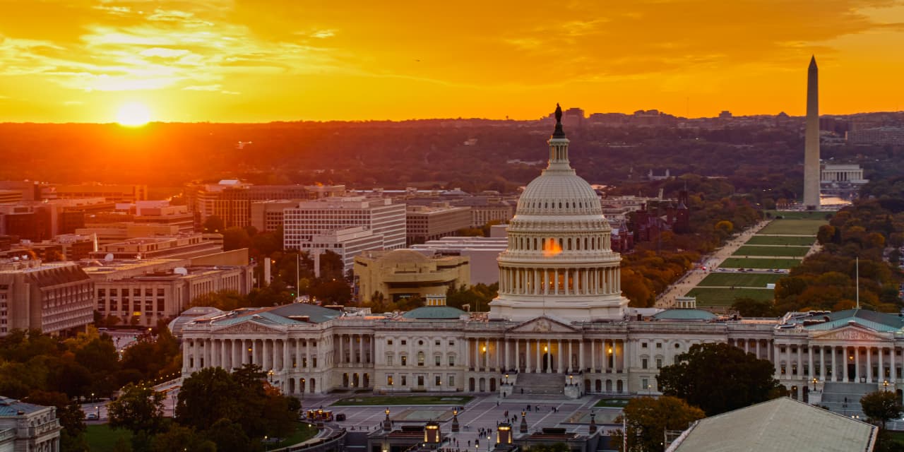Here's some surprisingly good news for the stock market this midterm election year