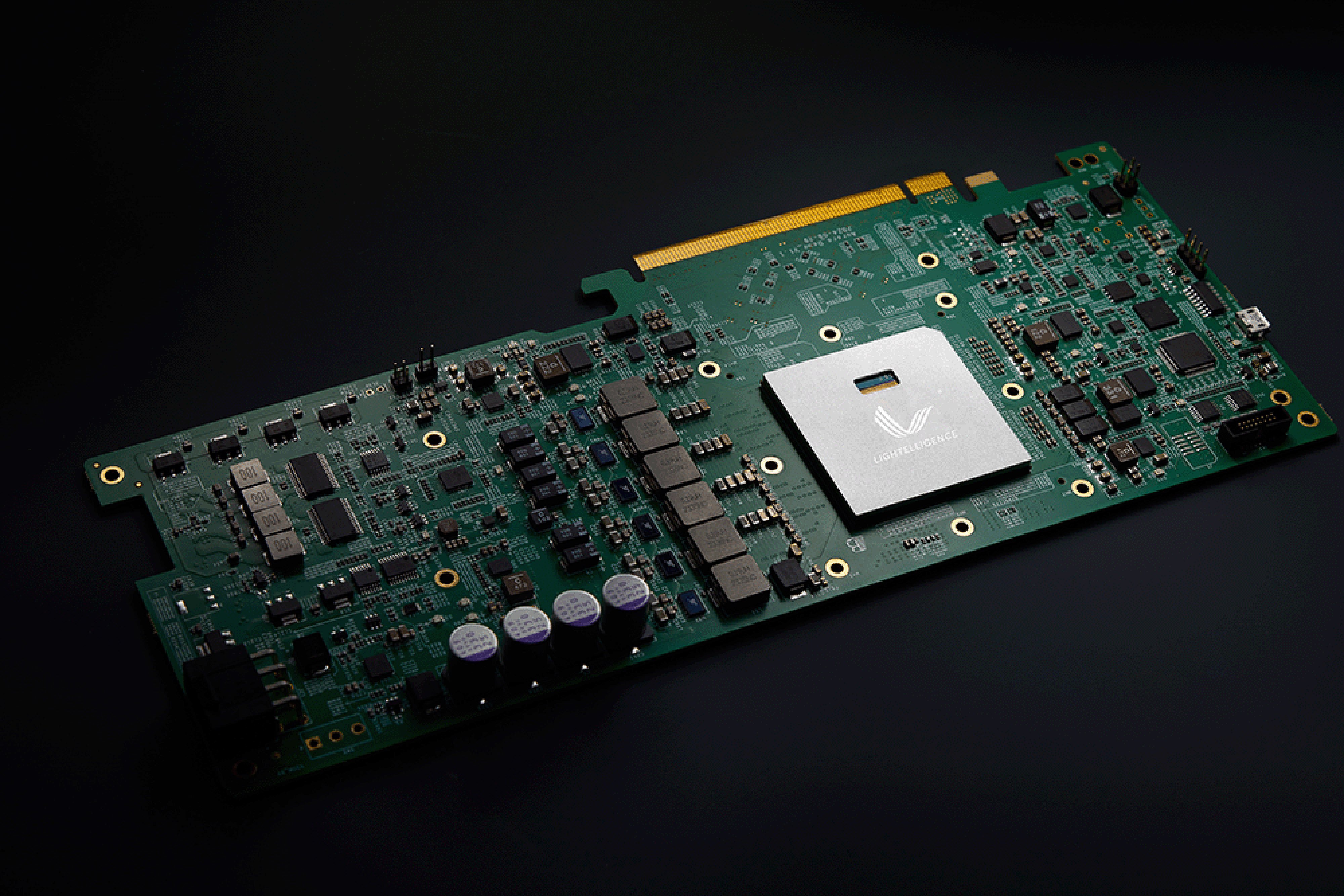 Lightelligence jumps 400% in Hong Kong debut amid AI-driven demand for ...