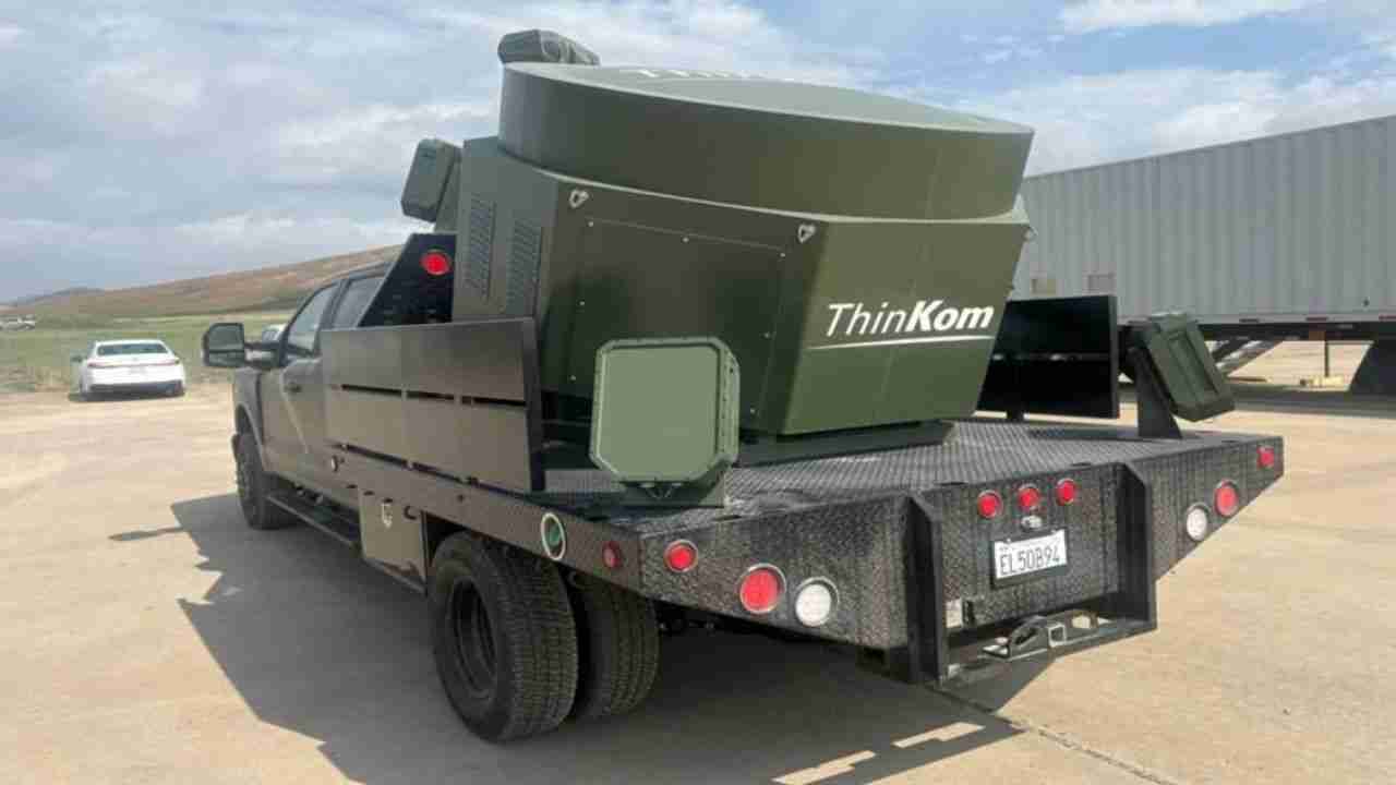 Senjata Mikro Gelombang Tumbangkan Drone dalam Uji Coba Angkatan Darat AS