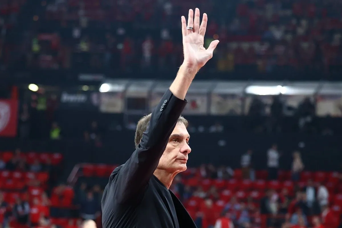 Ολυμπιακός - Μονακό: Αποθεώθηκε ο Μπαρτζώκας από το κατάμεστο ΣΕΦ