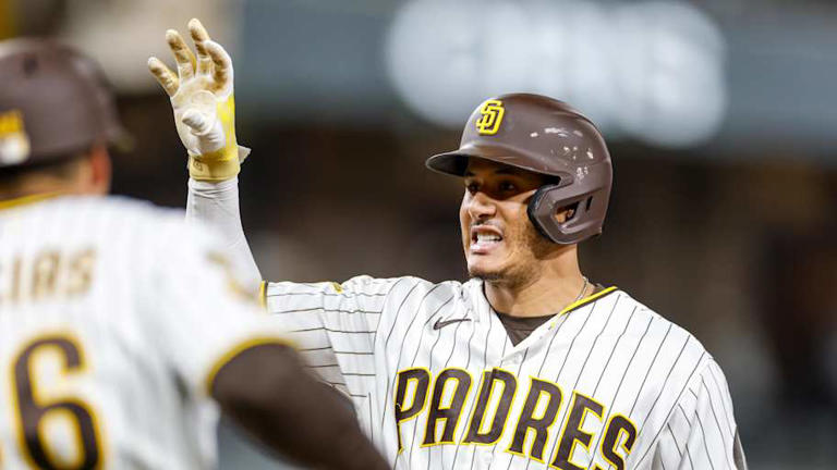 Padres manager reveals Manny Machado injury update after Monday's scare