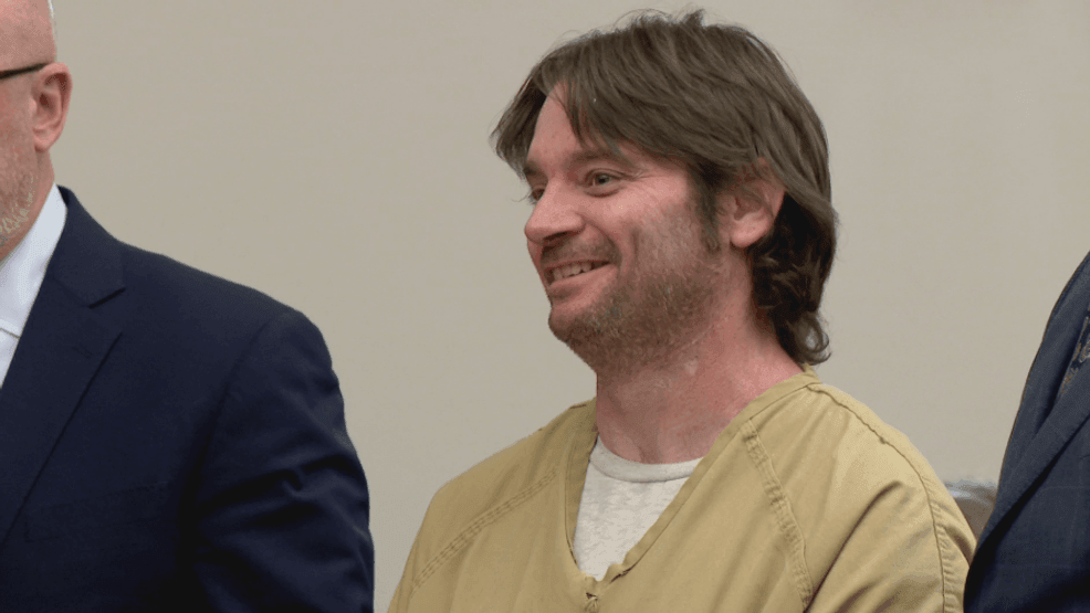 Syracuse man smiles & laughs as he admits in court to killing his son ...