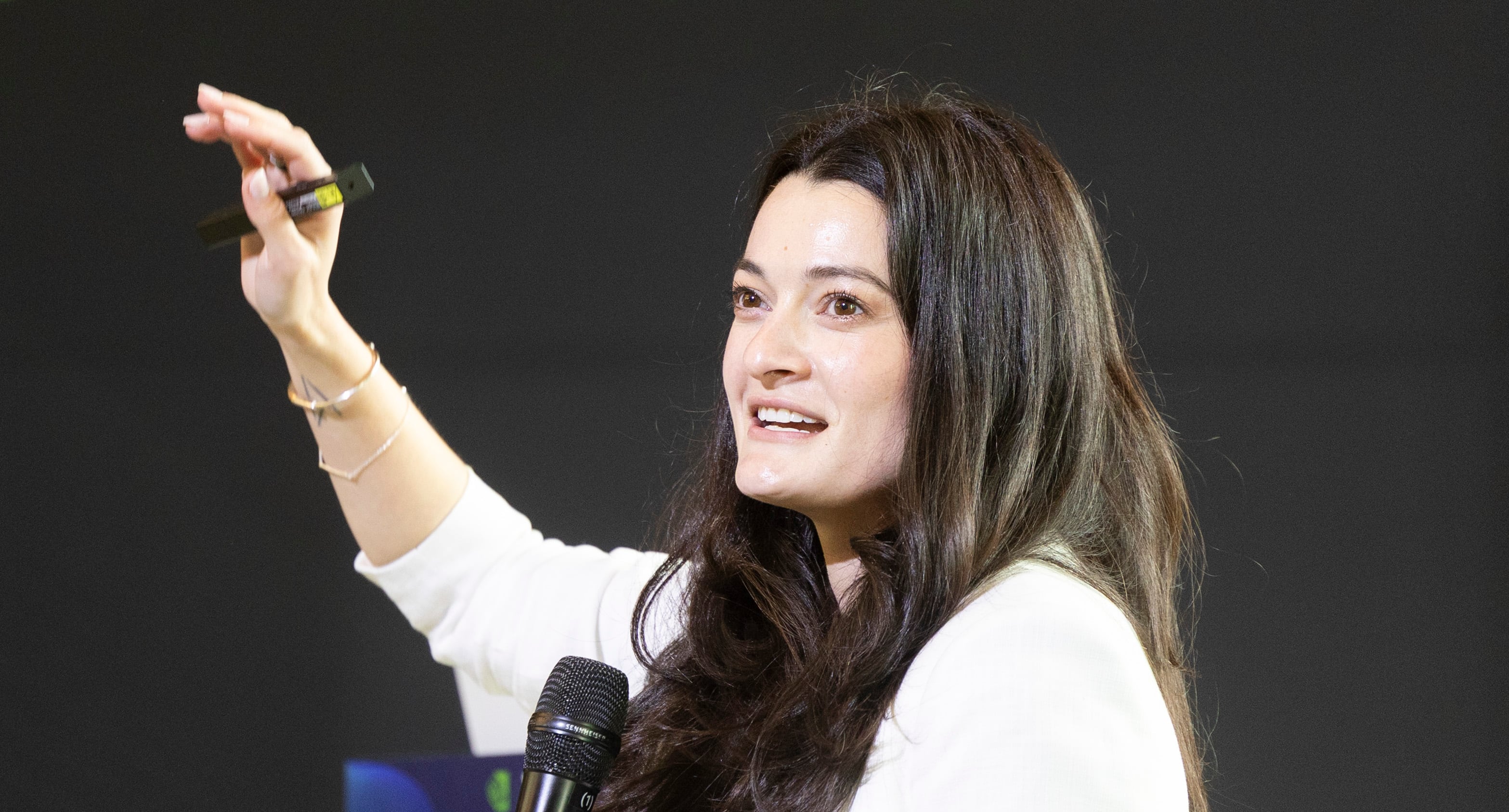 NVIDIA senior director urges students: Embrace AI, don't fear job loss