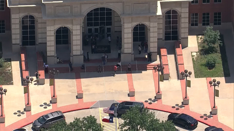 Cy Woods High School temporarily placed on lockdown due to intruder ...