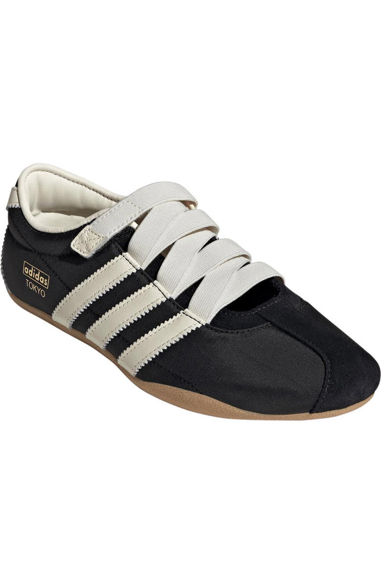 adidas gazelle silver green womens Nike x Billie Eilish SS Tee – Extra Butter main image 0