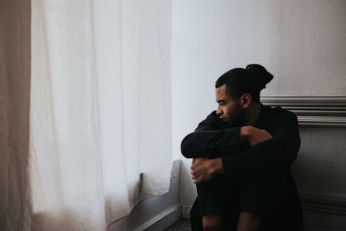 I May End Up Homeless: 70 Former Rich People Share How They Ended Up Broke