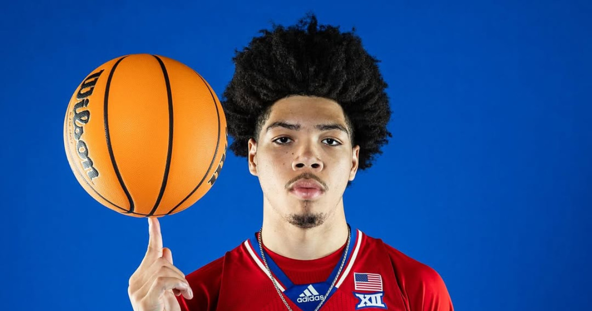 Top-ranked recruit Tyran Stokes commits to Kansas over Kentucky
