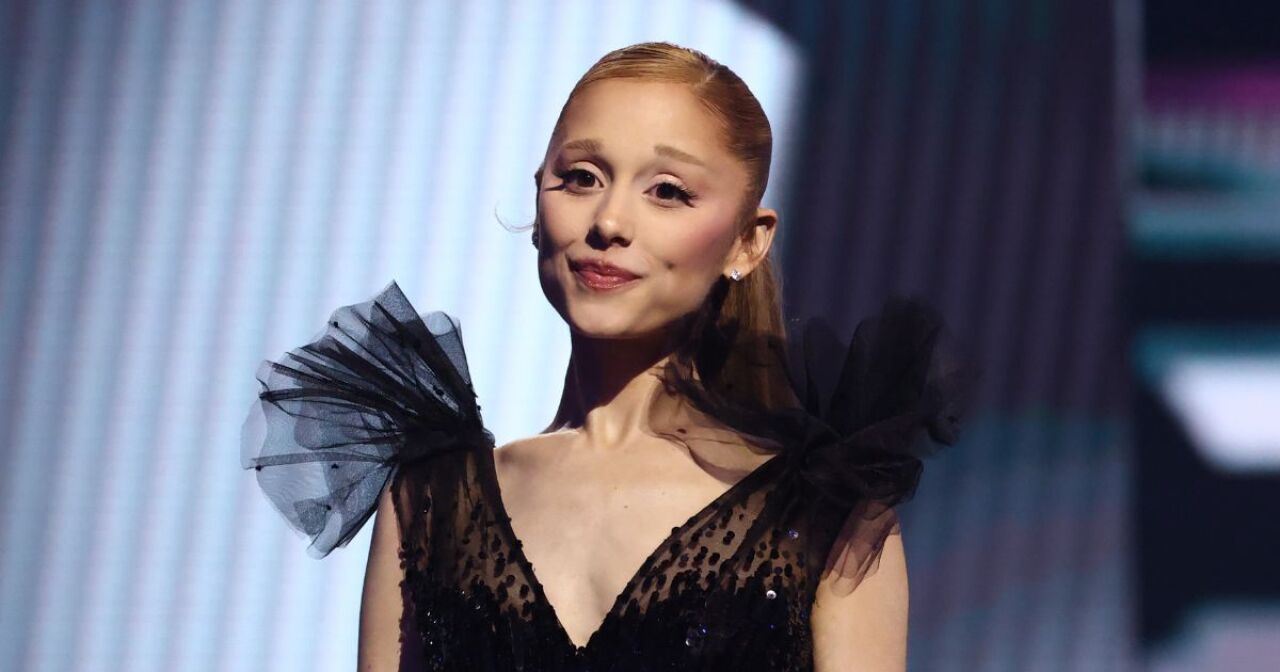 ariana-grande-anuncia-petal-su-esperado-regreso-musical