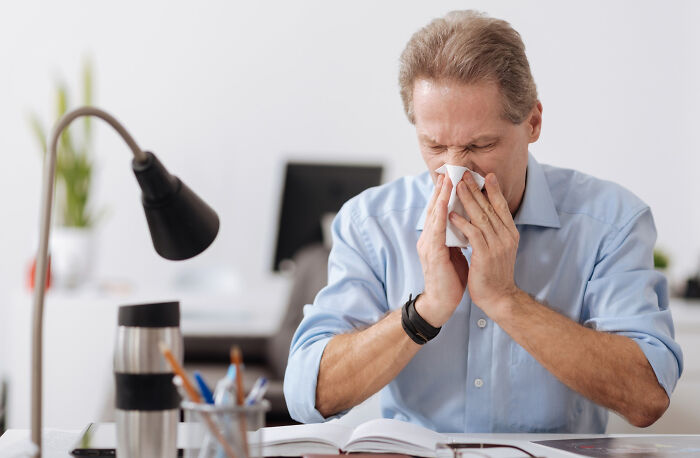 45 Absurd Rules That Schools And Workplaces Tried To Implement
