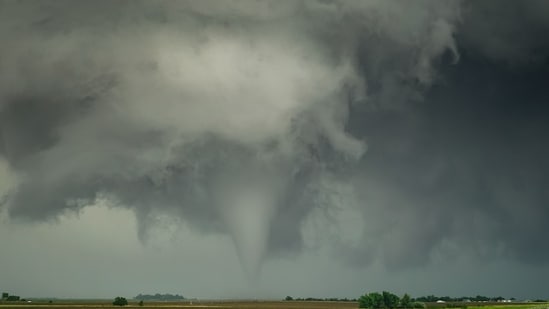Bowie tornado tracker: Likely rain-wrapped twister seen in Montague ...