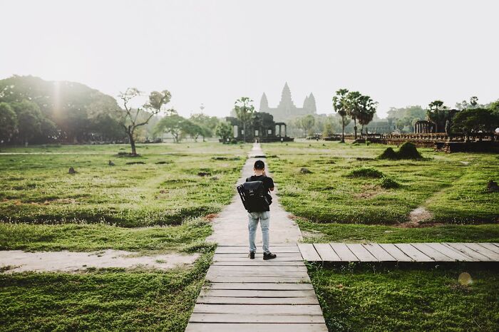 I May End Up Homeless: 70 Former Rich People Share How They Ended Up Broke