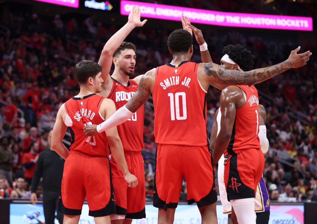 Rockets take shots at Lakers: 'We're obviously the better team'