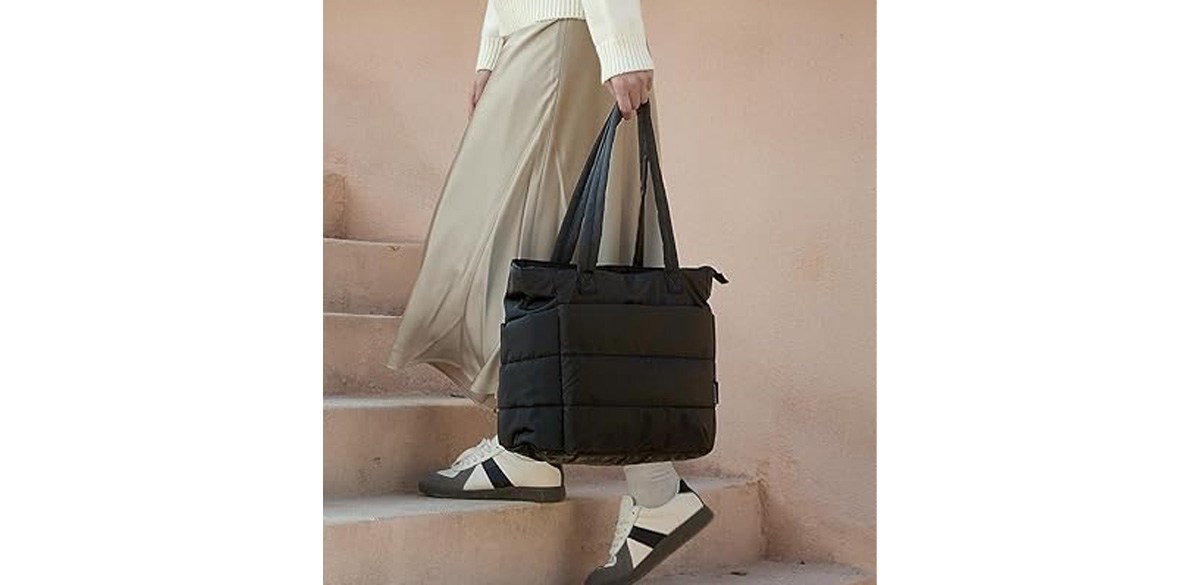Bagsmart totes, backpacks and travel gear are up to 49% off at Amazon