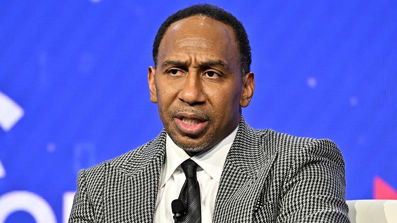 Stephen A. Smith argued that politicians need to stop preaching about toning down the polarization and actually act upon it themselves.