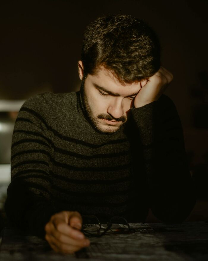 I May End Up Homeless: 70 Former Rich People Share How They Ended Up Broke