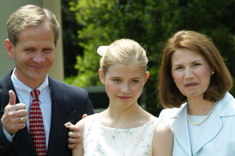 Elizabeth Smart's dad slams Nancy Guthrie conspiracy theories