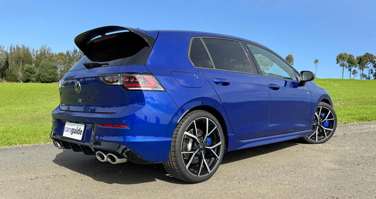 Huge details on incoming new VW Golf