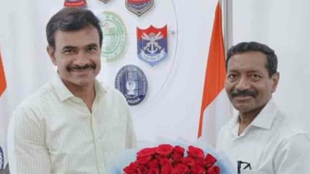 మాజీ సైనికులకు కార్పొరేషన్‌ అవసరం