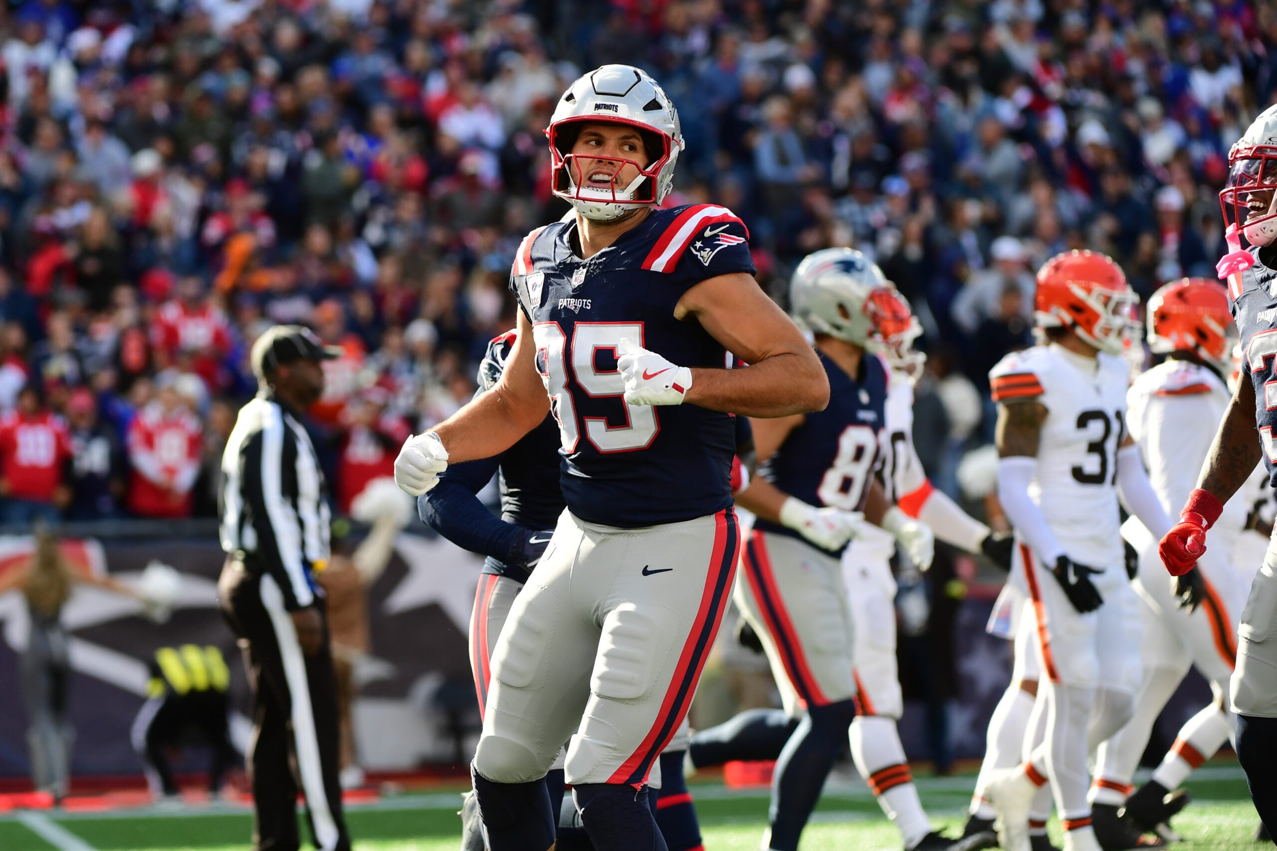 One position room can help the New England Patriots solve two problems ...