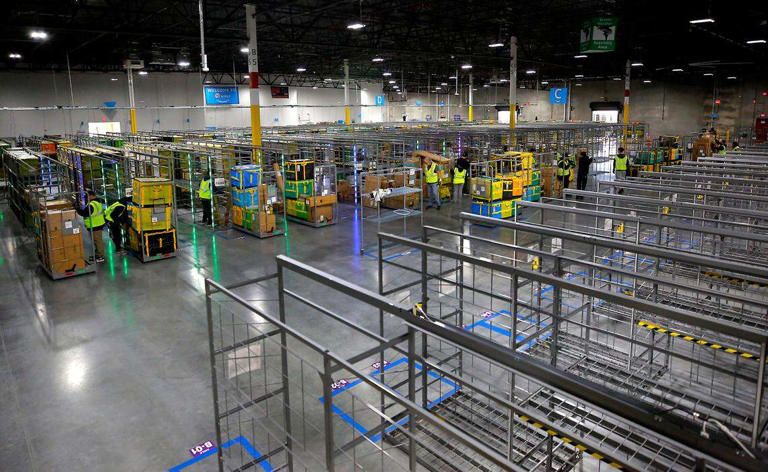 Amazon hiring 1,000 for $30M retrofit of vacant Tri-Cities warehouse