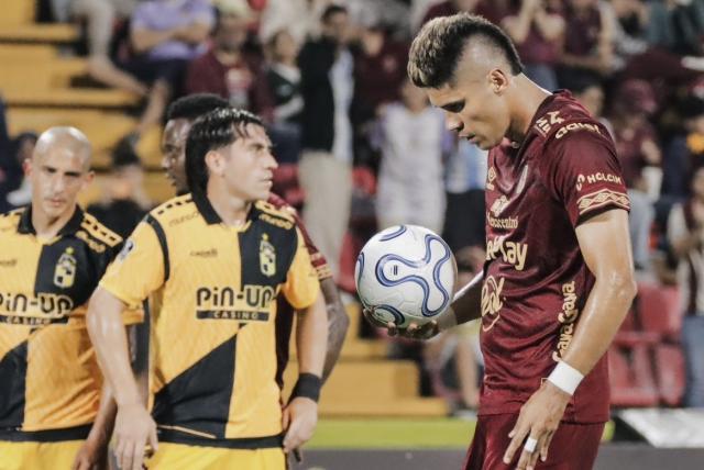 Tolima se juega el liderato de grupo en casa ante Nacional