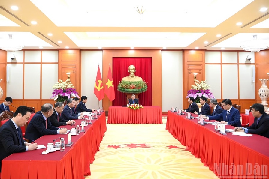 Thủ tướng Nhật Bản thăm Việt Nam: Thấy rõ một truyền thống đặc biệt trong quan hệ hai nước, sáng tỏ vị trí quan trọng của Việt Nam