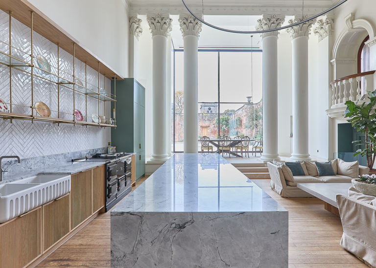 10 broken-plan kitchens that set the tone for spaces in 2026 — they ...