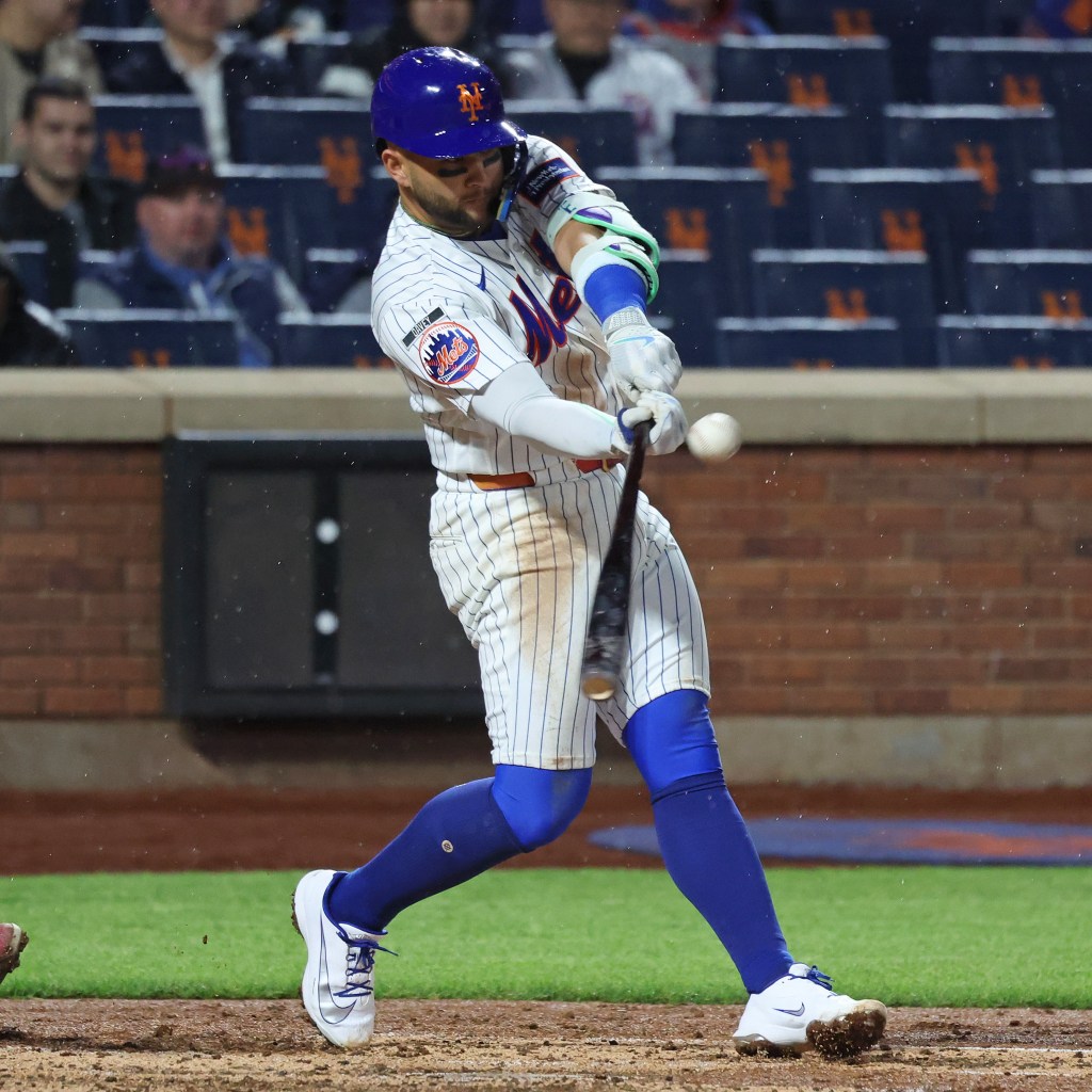 Huge fourth inning, dominant Clay Holmes lead Mets to needed win over ...